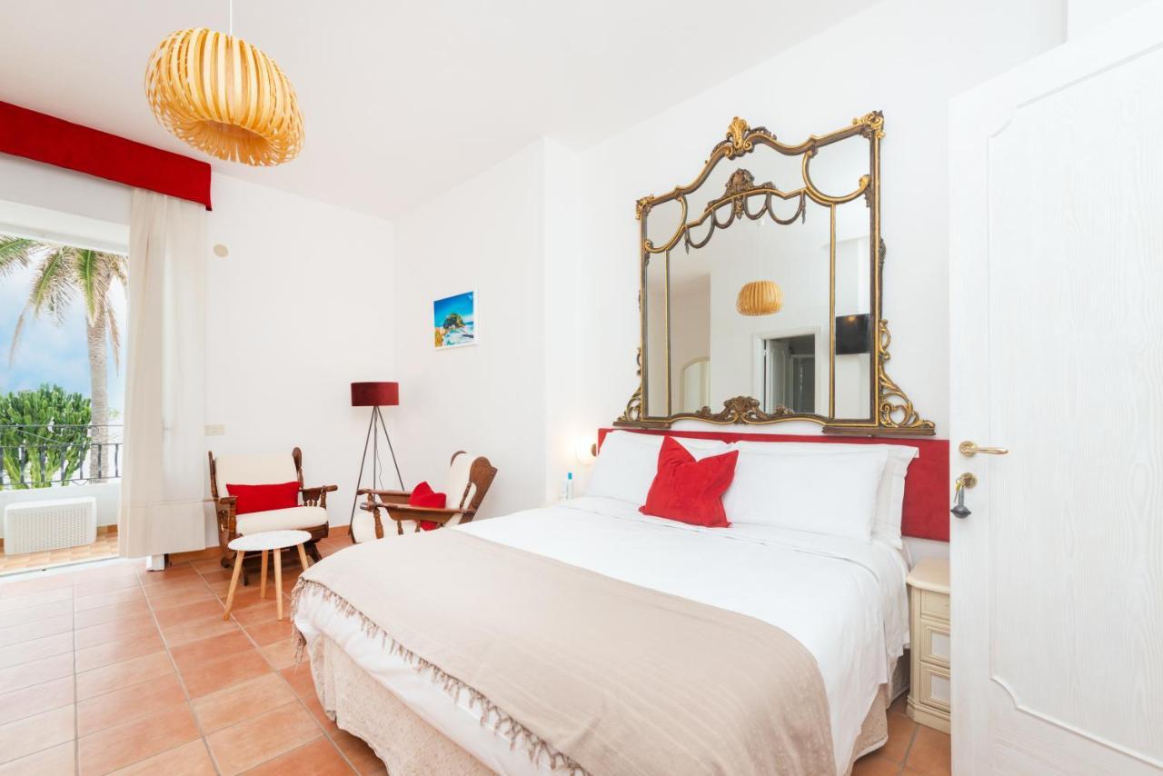 Villa Bina Sea Hotel Sant'Angelo  Eksteriør billede