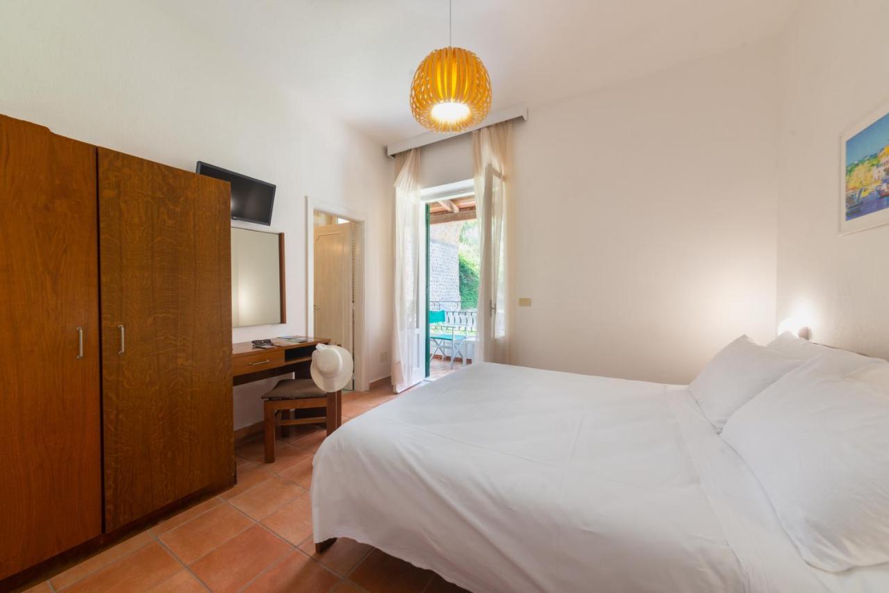 Villa Bina Sea Hotel Sant'Angelo  Eksteriør billede