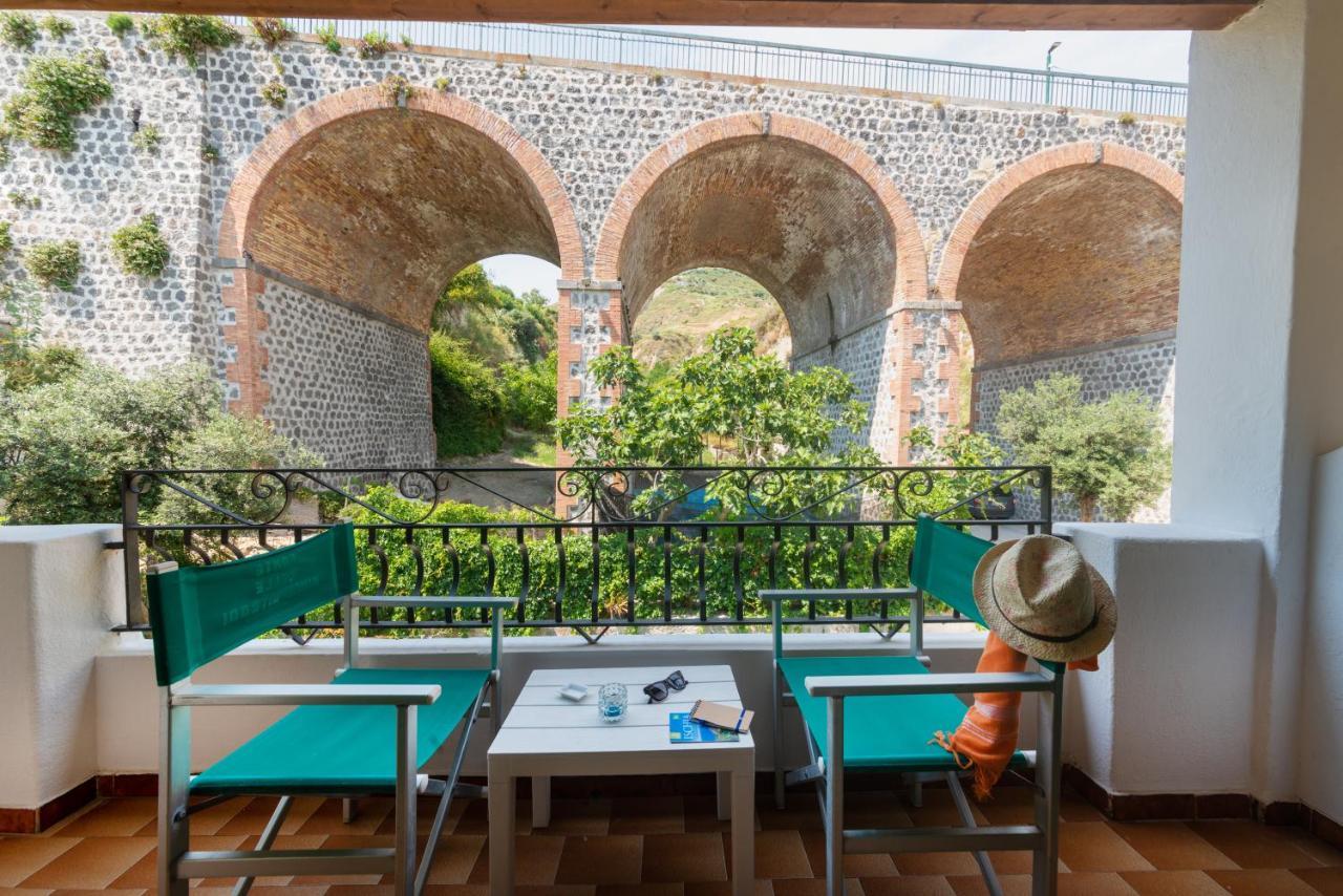 Villa Bina Sea Hotel Sant'Angelo  Eksteriør billede