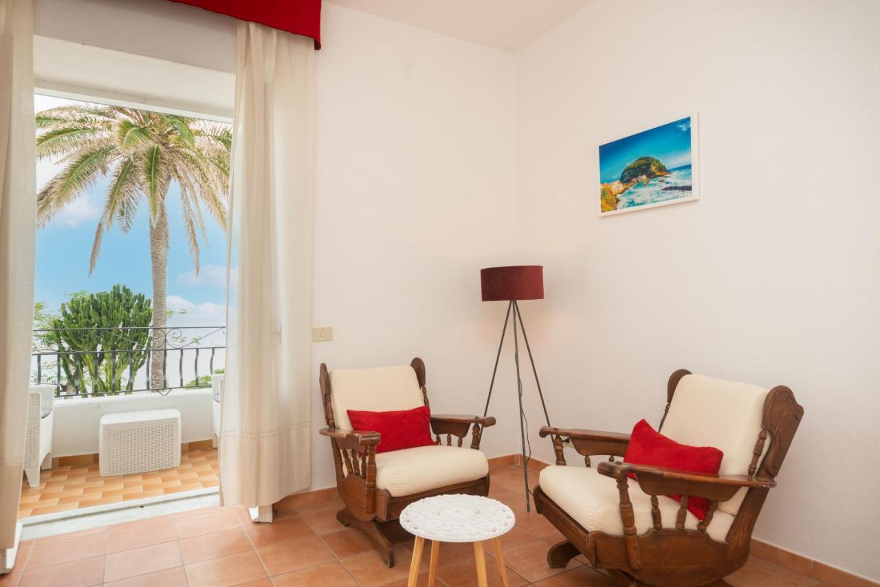 Villa Bina Sea Hotel Sant'Angelo  Eksteriør billede