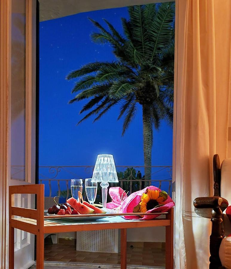 Villa Bina Sea Hotel Sant'Angelo  Eksteriør billede